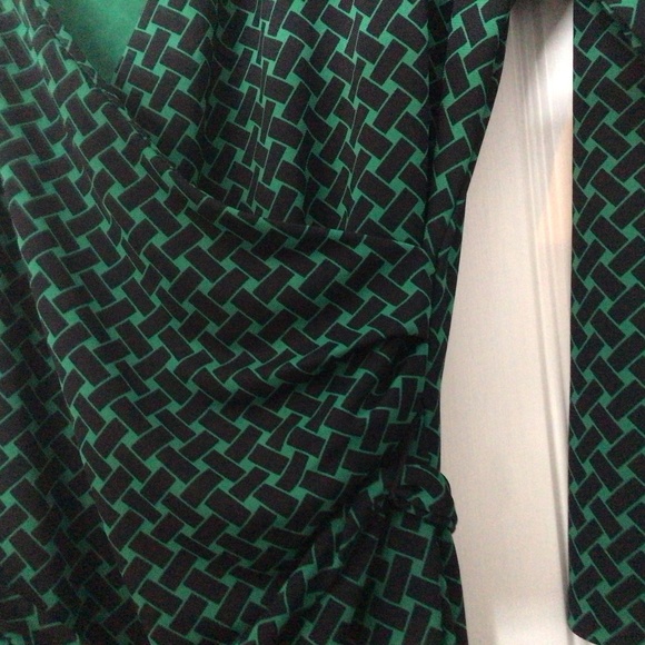Talbot’s Wrap Style Dress, Green & Black Size Medium - Picture 2 of 16